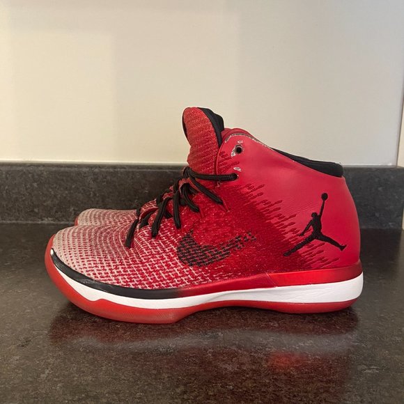Air Jordan 31 'Chicago' - Size 7.5 - Picture 4 of 10